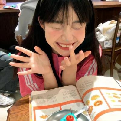 明星代言表情包火出圈，长达一周内幕曝光，双方工作室齐声否认